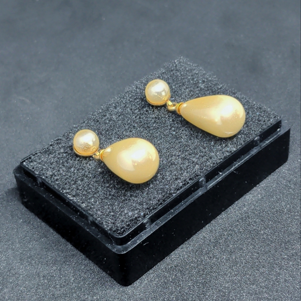 Vintage Pearl Drop Earrings